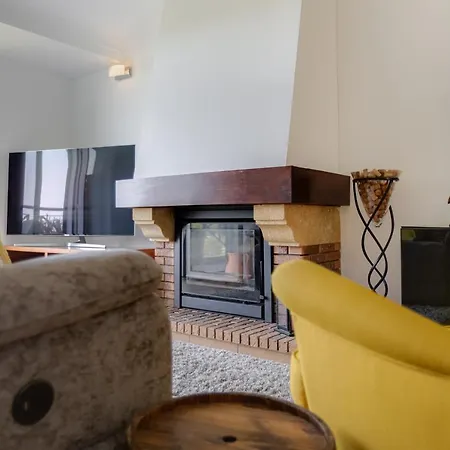 Apartmán Vilasol - Captain's Wonderful Retreat For 4 With Ac Facing The Gardens
